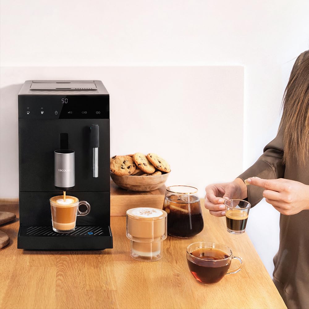 Cecotec Cremmaet Compact Kaffeevollautomat, 1350 W, 19 Bar, Thermoblock, 150 g Bohnenbehälter, 1,1 L Wassertank, automatische Reinigung