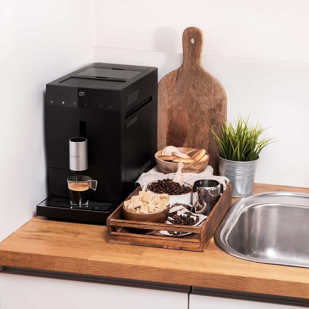 Cecotec Cremmaet Compact Kaffeevollautomat, 1350 W, 19 Bar, Thermoblock, 150 g Bohnenbehälter, 1,1 L Wassertank, automatische Reinigung