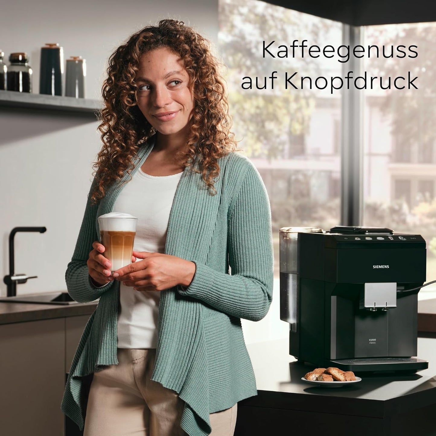 Siemens EQ500 TP511E19 Kaffeevollautomat, App-Steuerung, Cold Brew, Vollfarbdisplay, Doppeltassenfunktion, Auto-Dampfreinigung, Schwarz