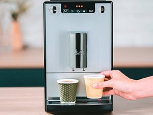 Melitta Solo Kaffeevollautomat, kompakt, höhenverstellbarer Auslauf, abnehmbarer Wassertank, Pure Black