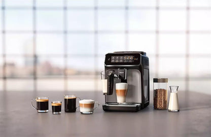 Philips Series 3200 Kaffeevollautomat – LatteGo Milchsystem, 5 Kaffeespezialitäten, Intuitives Touchdisplay, Silber (EP3246/70)
