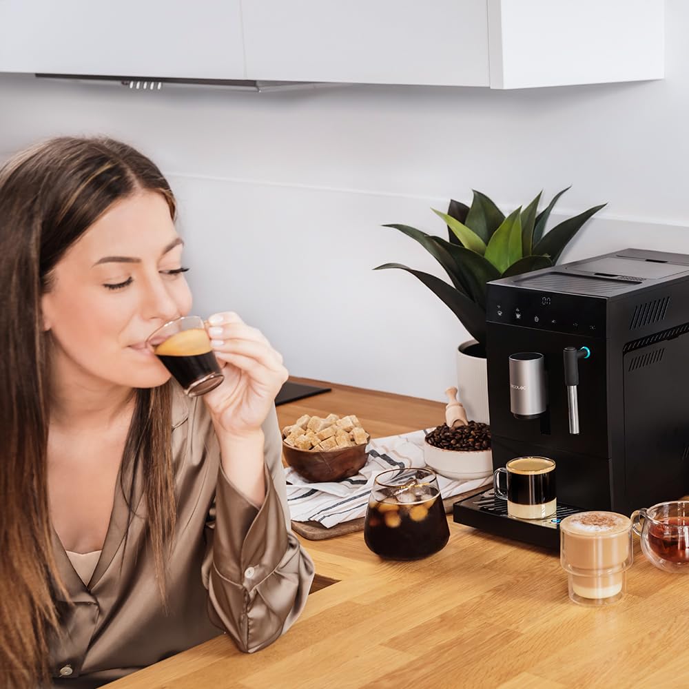 Cecotec Cremmaet Compact Kaffeevollautomat, 1350 W, 19 Bar, Thermoblock, 150 g Bohnenbehälter, 1,1 L Wassertank, automatische Reinigung